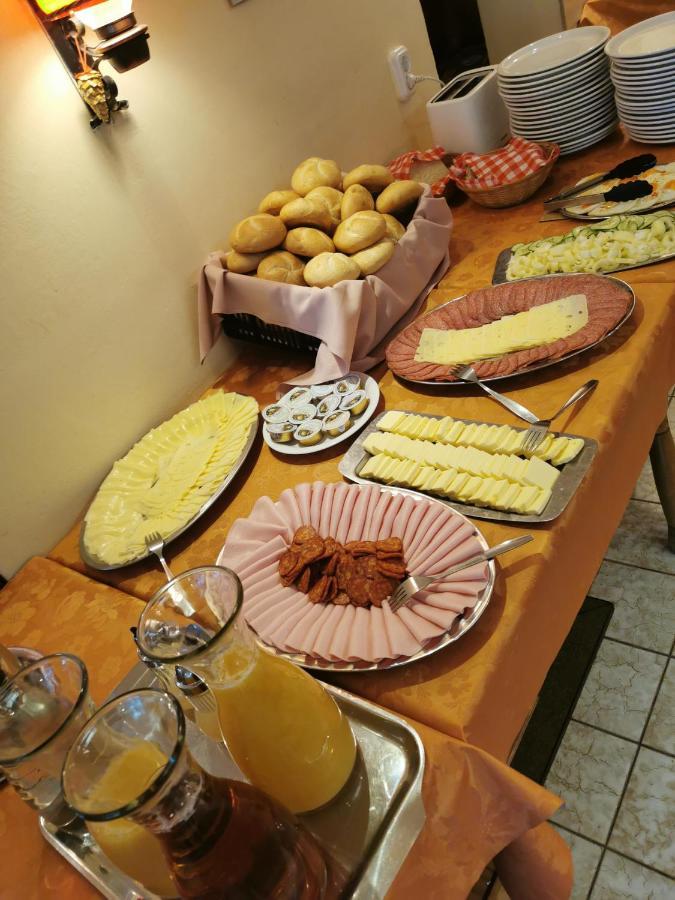 Zur Post Bed & Breakfast Lackenhof Exterior foto