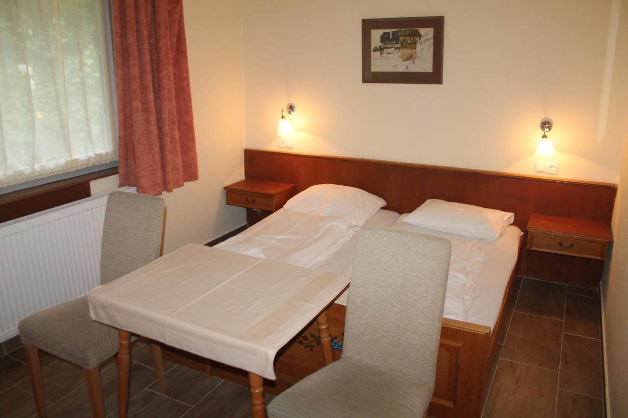 Zur Post Bed & Breakfast Lackenhof Exterior foto